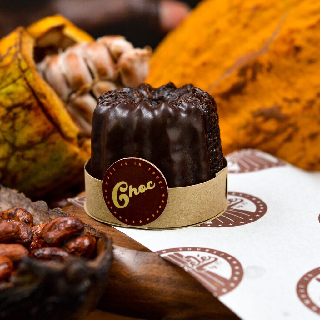 cannelé au chocolat création de Thomas Albert illustrant un produit signature pour optimiser l’offre pâtissière et la rentabilité
